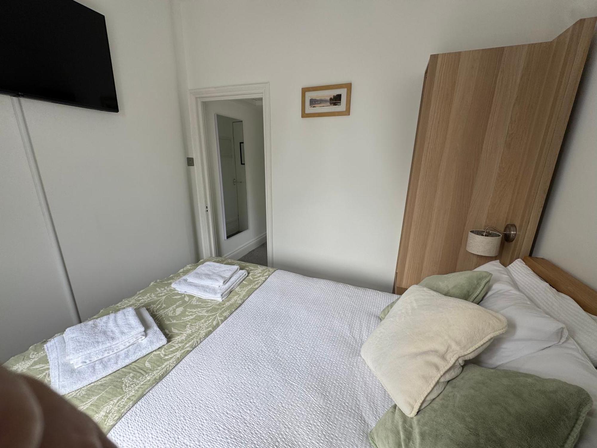 ווינדרמר Denecrest Guest House מראה חיצוני תמונה