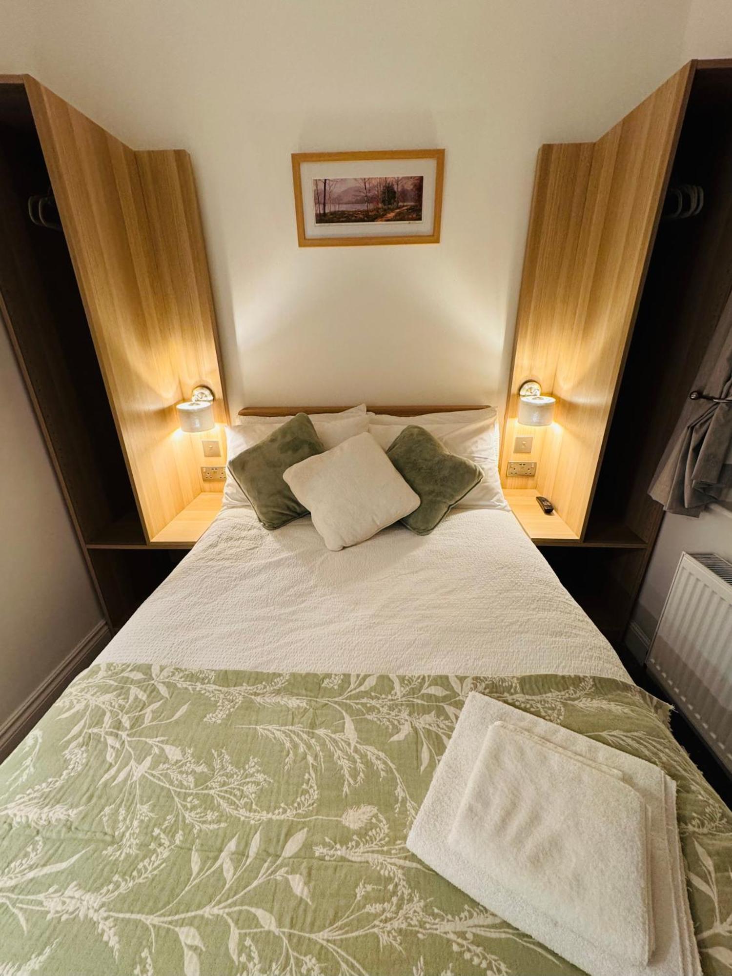 ווינדרמר Denecrest Guest House מראה חיצוני תמונה
