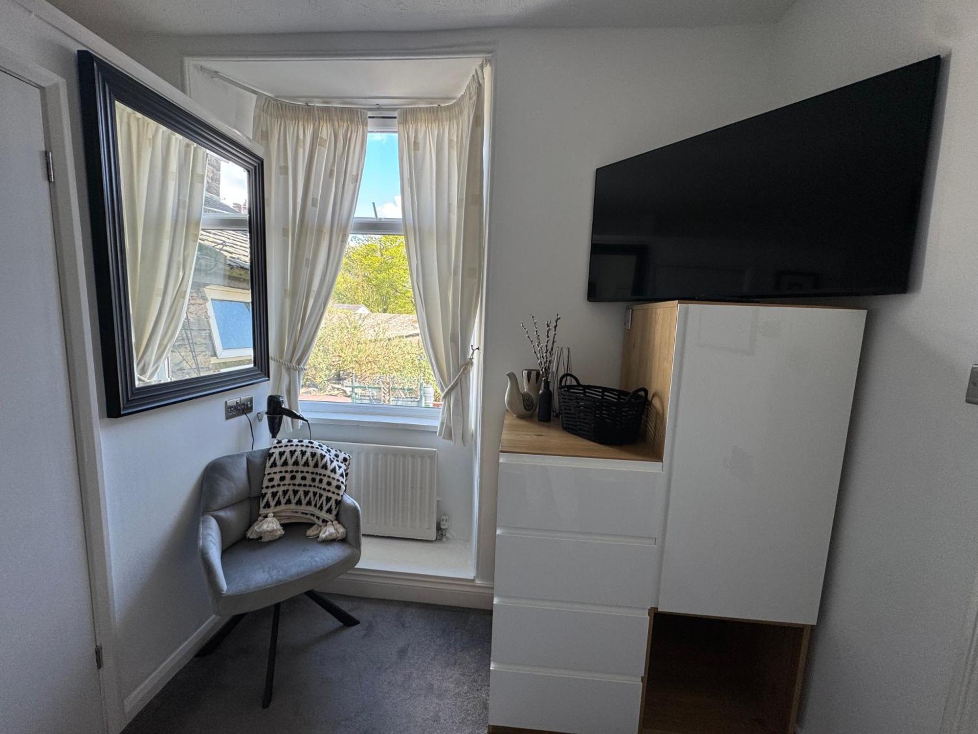 ווינדרמר Denecrest Guest House מראה חיצוני תמונה